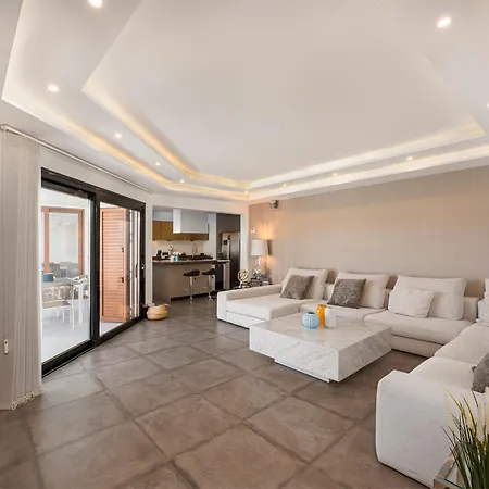 Villa Casa Moet, Relax Y Privacidad Con Elegancia Playa Blanca