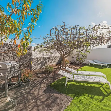 Villa Casa Moet, Relax Y Privacidad Con Elegancia Playa Blanca