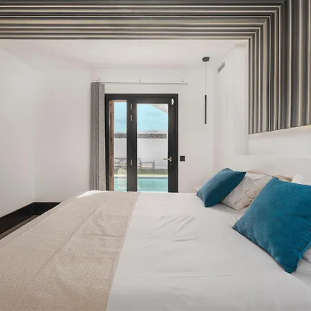 Casa Moet, Relax Y Privacidad Con Elegancia * Playa Blanca