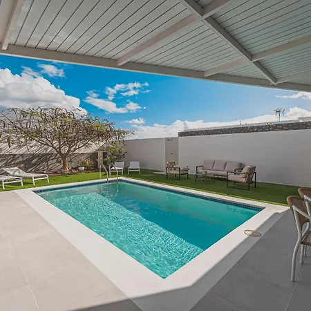 Vila Casa Moet, Relax Y Privacidad Con Elegancia Playa Blanca (Lanzarote)